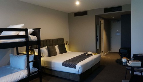 Family Room, Multiple Beds