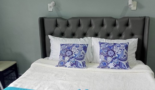 Double Room, 1 Queen Bed, Balcony, Garden View