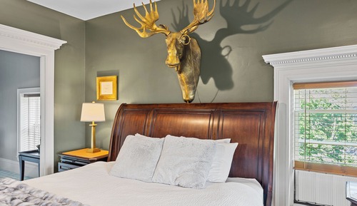 Roosevelt Suite