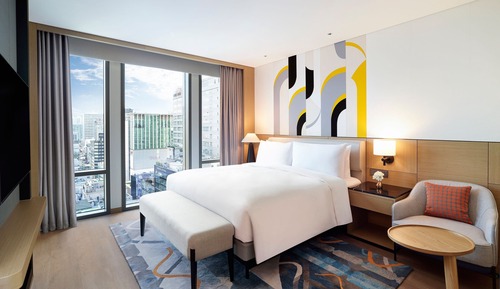 Le Salon Suite, 1 King Bed, Non Smoking (Club Lounge Access for 2 Guests)