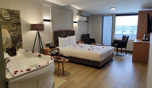 Deluxe Studio, Terrace, City View