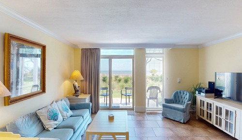 Condo, 2 Bedrooms