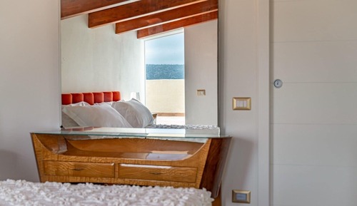 Panoramic Triple Room, Ensuite, Park View (Camera delle Pelli)