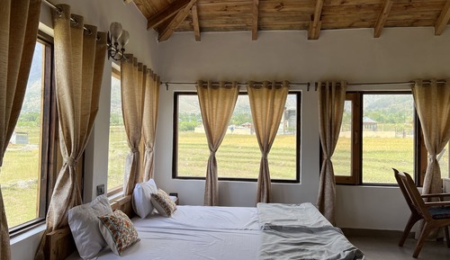 Radha Cottage with Meditation