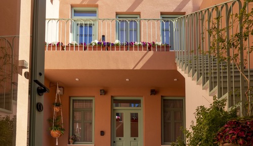 Design Triple Room, 1 Queen Bed with Sofa bed, Non Smoking, Courtyard View (00)