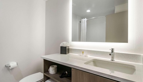 Standard Room, 2 Queen Beds, Non Smoking