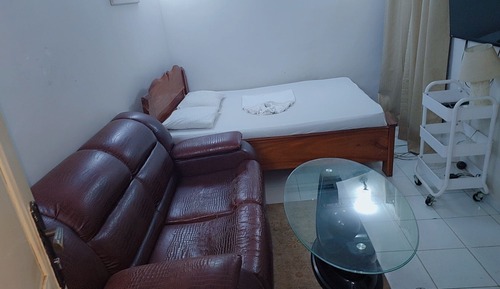 Signature Studio, 1 Queen Bed