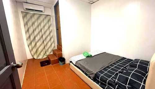 Room, Private Bathroom