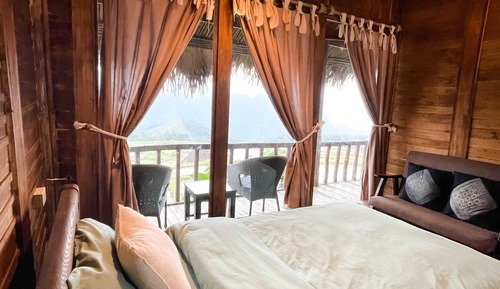 Basic Bungalow, Balcony, Valley View