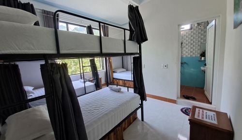 Standard Shared Dormitory, Air conditioning, Pool View