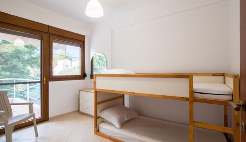 House, 4 Bedrooms, Balcony