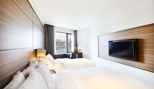 Premier Family Twin (Complimentary Pool Access for 3)