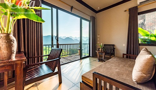 Superior Bungalow, 1 Queen Bed, Balcony, Valley View