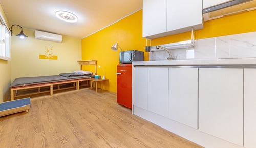 Basic Room, 1 Bedroom (munghouse)