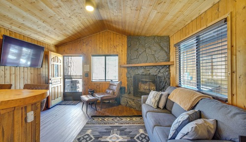 House (2 Bedrooms)