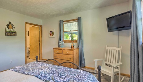 House (2 Bedrooms)