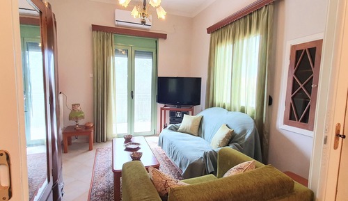 Traditional House, Multiple Beds, Mountain View