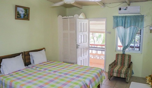 Economy Room