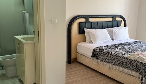 Standard Condo, 2 Bedrooms, Garden View