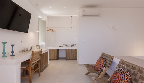 Deluxe Double Room, 1 Queen Bed, Lanai, Sea View