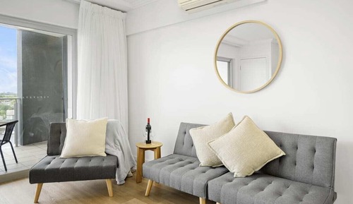 1 Bedroom Apartment on Broadwater