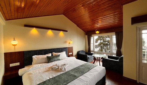 Premium Room, Balcony, Hill View