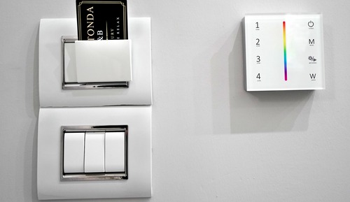 Exclusive Suite, 1 Queen Bed, Balcony, City View