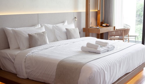 Deluxe River View Double Bed