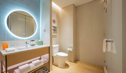 Premium Room, 1 King Bed