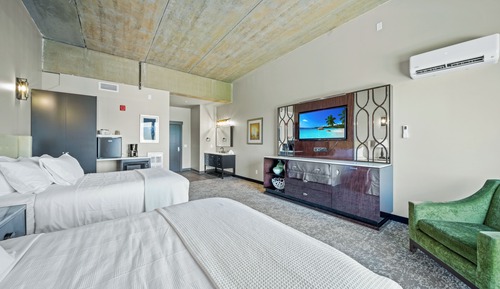 Single Room, 2 Queen Beds