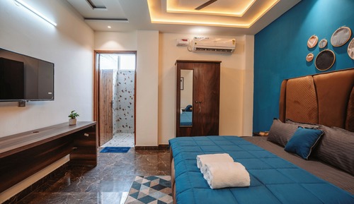 Deluxe 2 BHK Apartment without Balcony