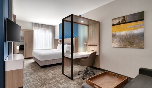 Suite, 1 King Bed, Non Smoking