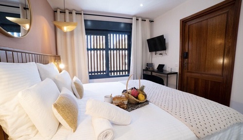 Design Double Room, Private Bathroom (Fleur de Canne)