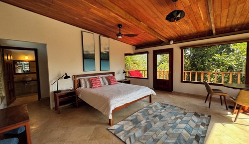 Gallery Room, 1 King Bed