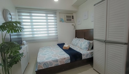 Basic Studio, 1 Queen Bed