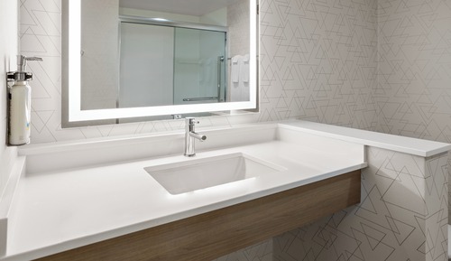 Standard Room, 1 King Bed (Walk-In Shower)