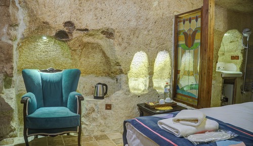 101 Standart Cave Room