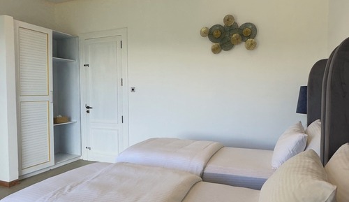 Junior Suite with Balcony