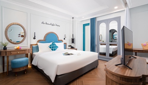 Senior Double Sea View with Balcony