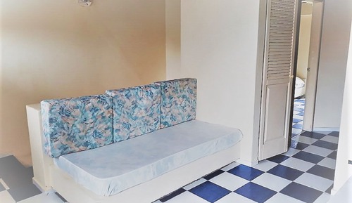 Family Room, Garden View