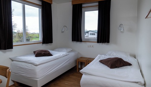 Standard Twin Room, Private Bathroom