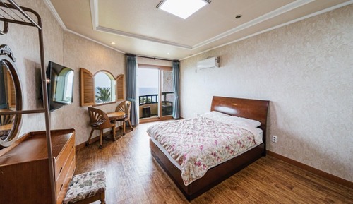 Room (Couple Room (Ocean View))