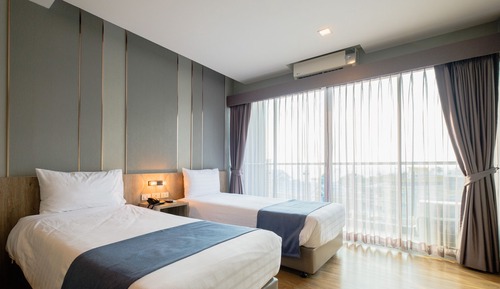 Deluxe Twin Room