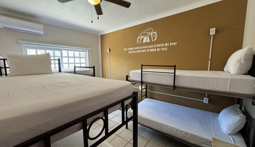 Shared Dormitory, Women only