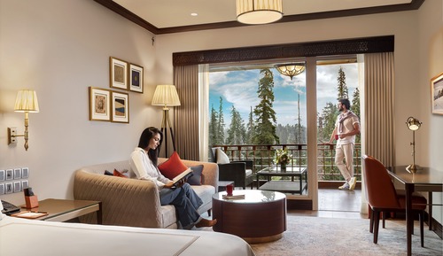  Luxury Balcony Room- Gulmarg View