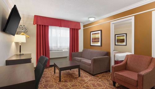 Suite, 2 Double Beds, Smoking
