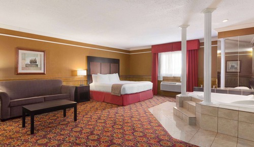 Suite, 1 King Bed, Non Smoking, Refrigerator & Microwave