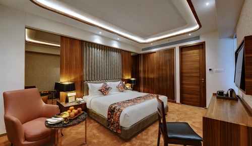 Winter Green Room King Bed