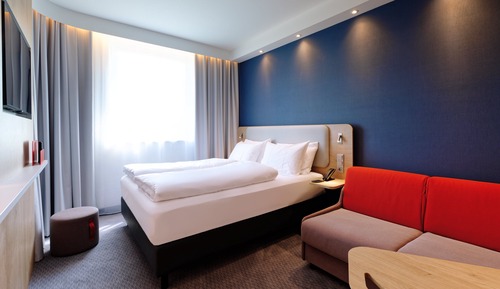 Standard Room, 1 Queen Bed with Sofa bed (Free Breakfast)