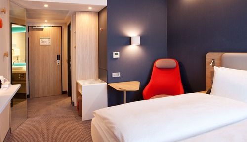 Standard Room (Free Breakfast)